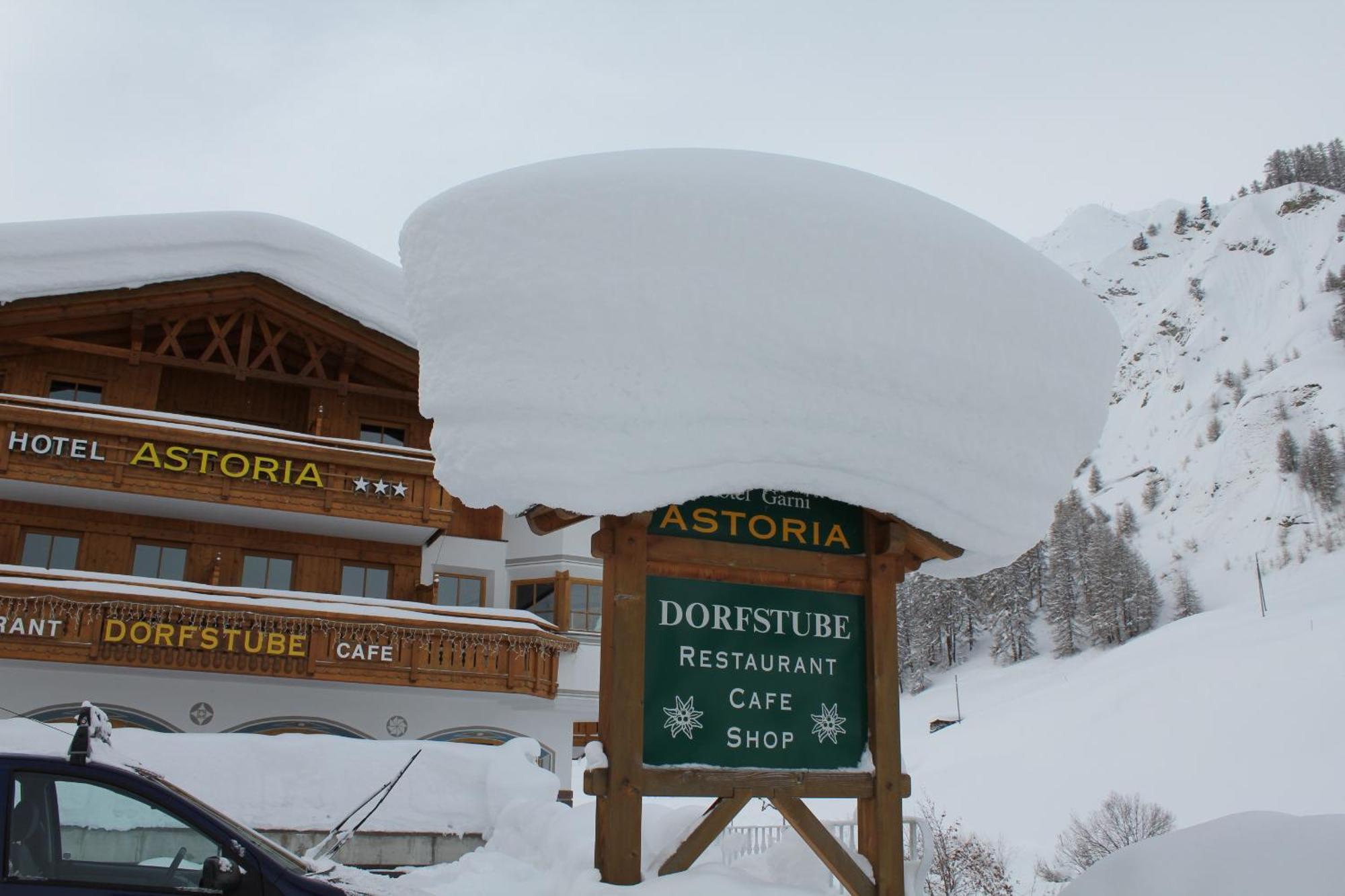 Hotel Astoria Замнаун Экстерьер фото